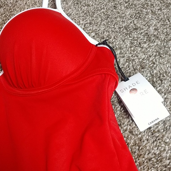 Swimsuit - Picture 2 of 7